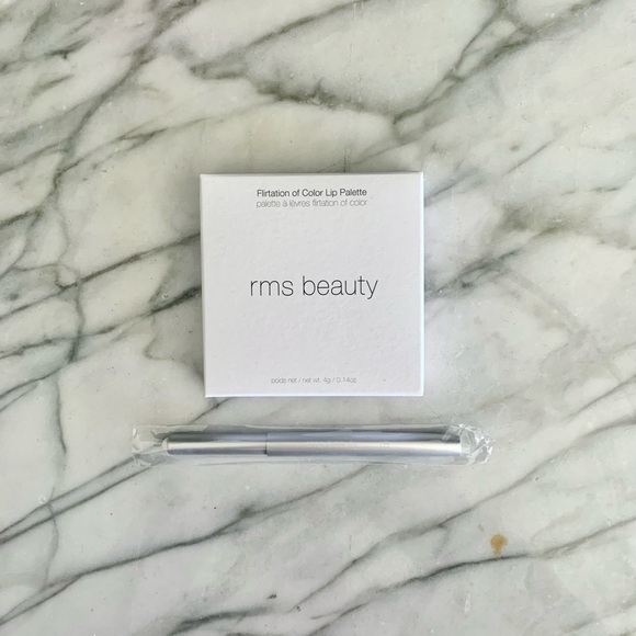 Flirtation Of Color Lip Palette - Picture 2 of 11